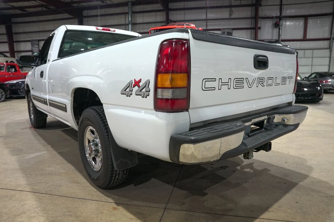 2000 Chevrolet Silverado 1st Gen - Image 4 of 21