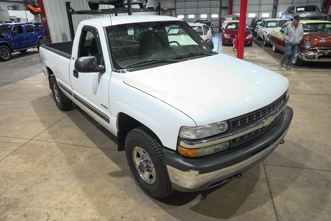 2000 Chevrolet Silverado 1st Gen - Image 6 of 21
