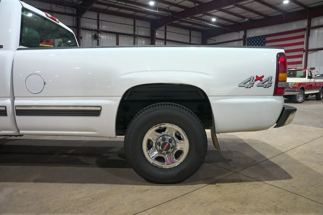 2000 Chevrolet Silverado 1st Gen - Image 3 of 21