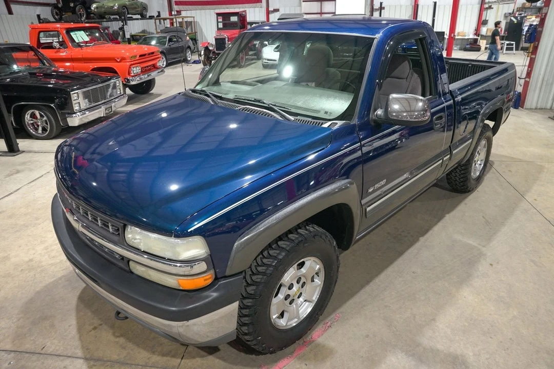 2000 Chevrolet Silverado 1st Gen - Image 15 of 31