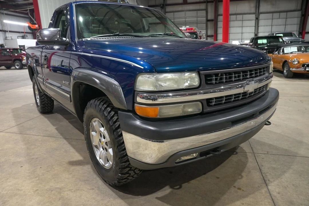 2000 Chevrolet Silverado 1st Gen - Image 12 of 31