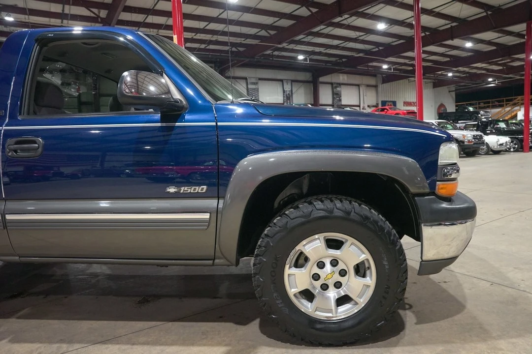 2000 Chevrolet Silverado 1st Gen - Image 11 of 31
