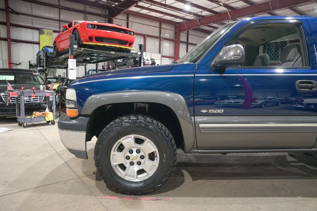 2000 Chevrolet Silverado 1st Gen - Image 3 of 31