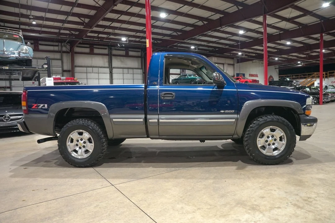 2000 Chevrolet Silverado 1st Gen - Image 10 of 31