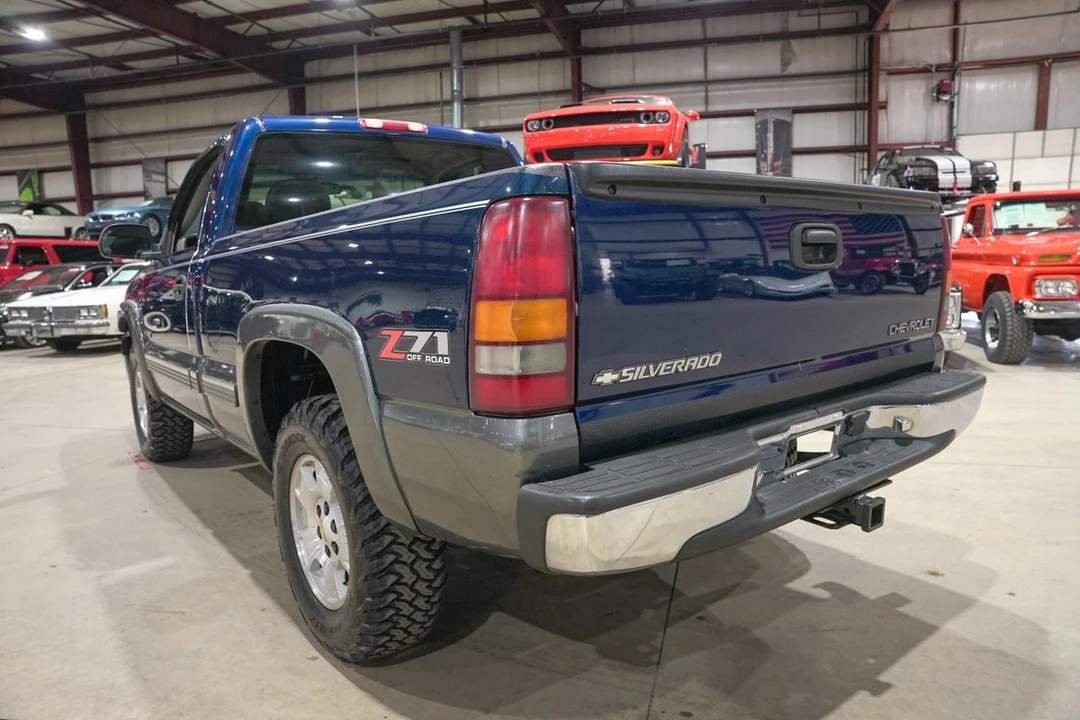 2000 Chevrolet Silverado 1st Gen - Image 6 of 31