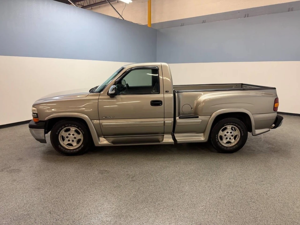 2000 Chevrolet Silverado 1st Gen - Image 3 of 31