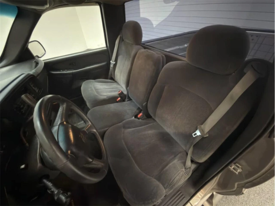 2000 Chevrolet Silverado 1st Gen - Image 20 of 31