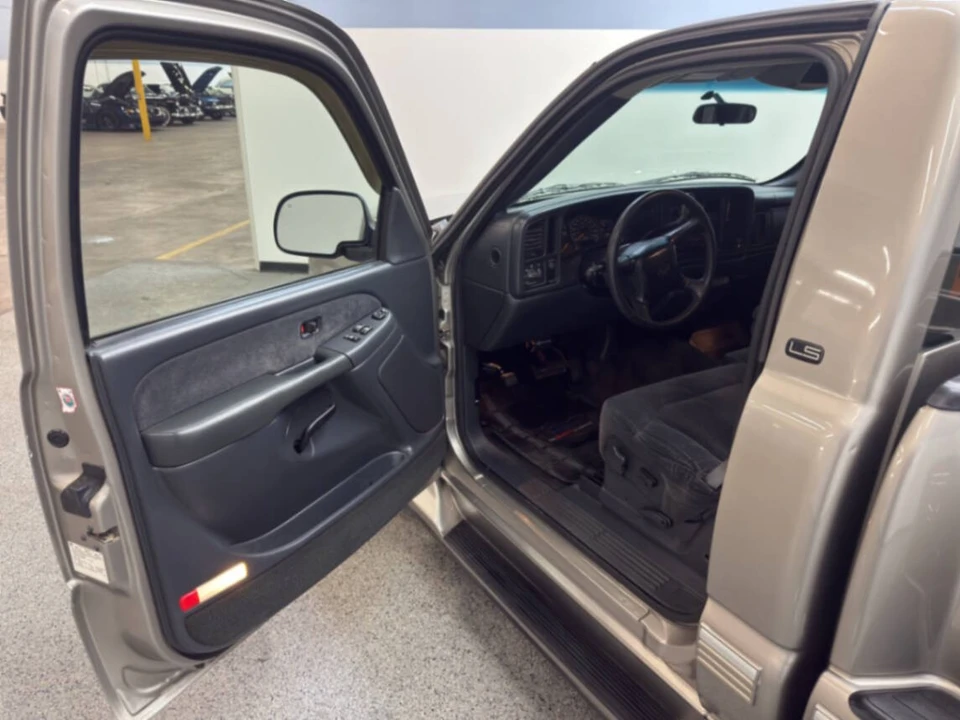 2000 Chevrolet Silverado 1st Gen - Image 11 of 21