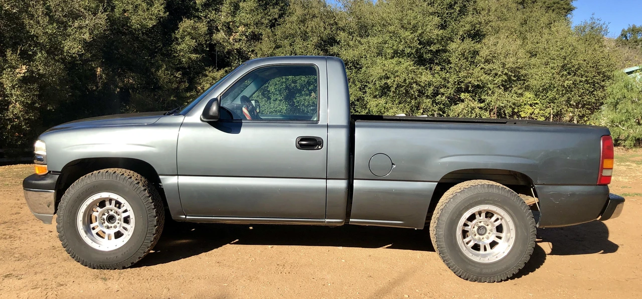 2000 Chevrolet Silverado 1st Gen - Image 12 of 31