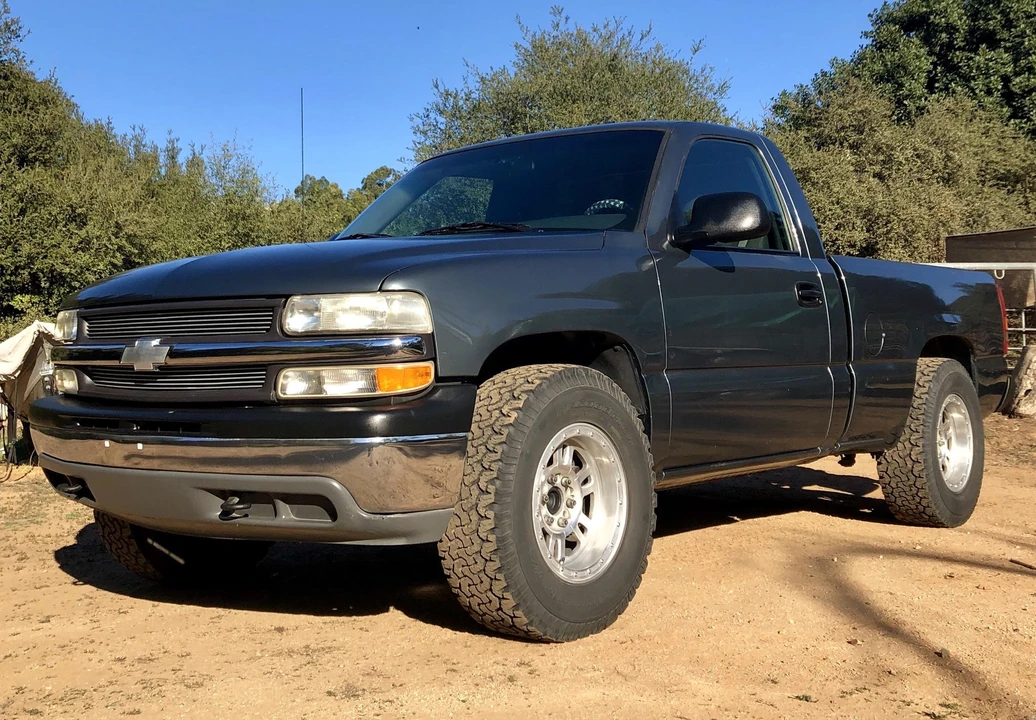 2000 Chevrolet Silverado 1st Gen - Image 9 of 31