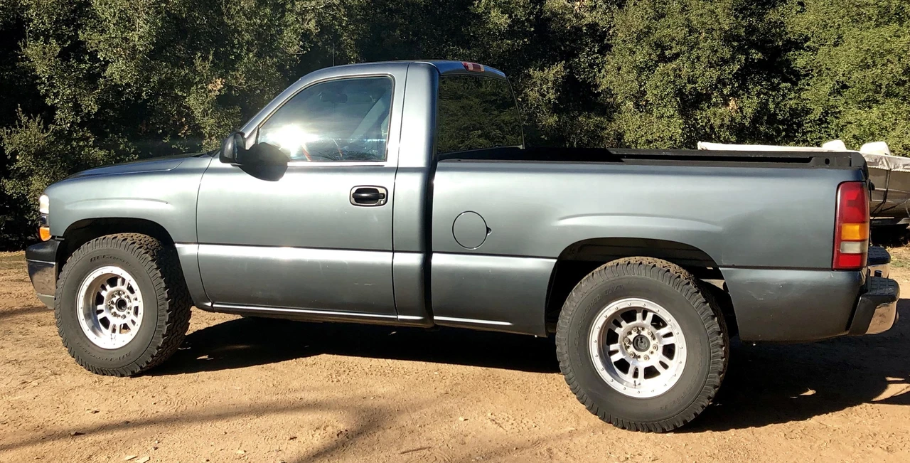 2000 Chevrolet Silverado 1st Gen - Image 13 of 31
