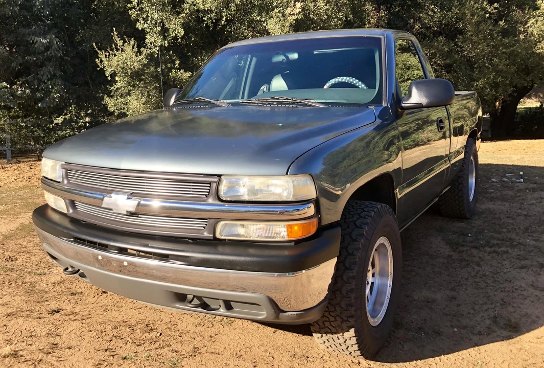 2000 Chevrolet Silverado 1st Gen - Image 8 of 31