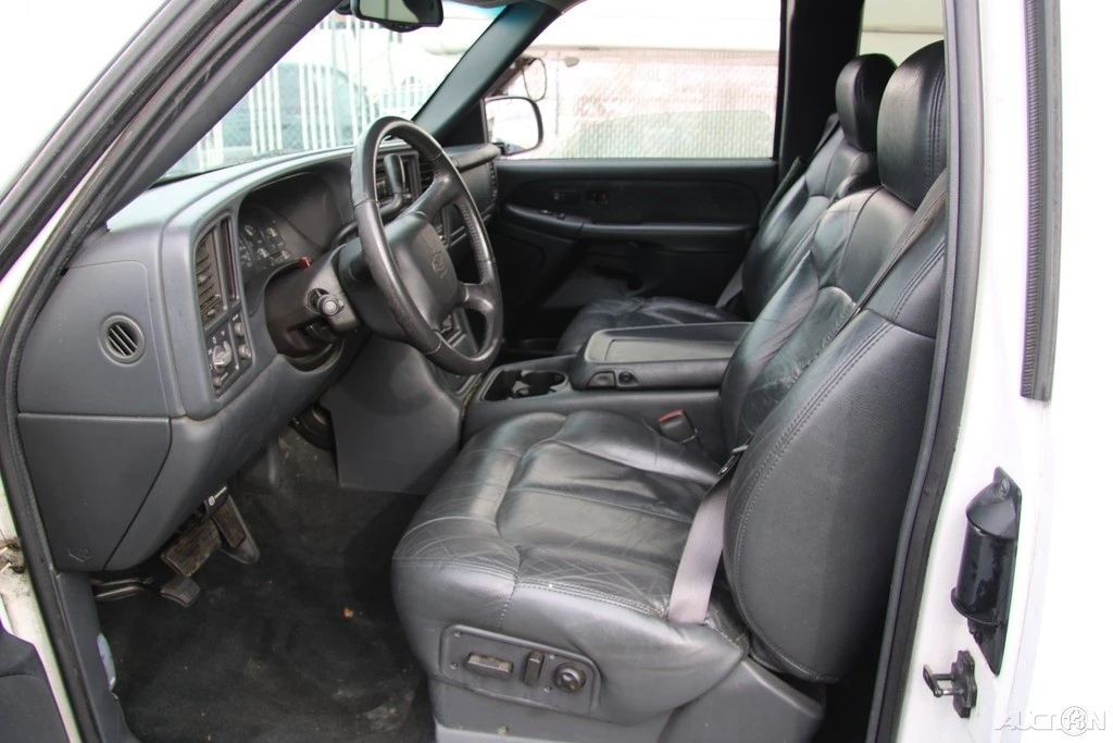 2000 Chevrolet Silverado 1st Gen - Image 11 of 21