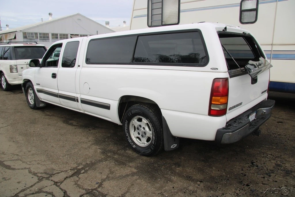 2000 Chevrolet Silverado 1st Gen - Image 3 of 21