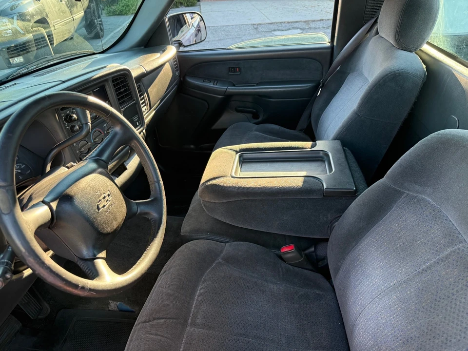 2000 Chevrolet Silverado 1st Gen - Image 7 of 9