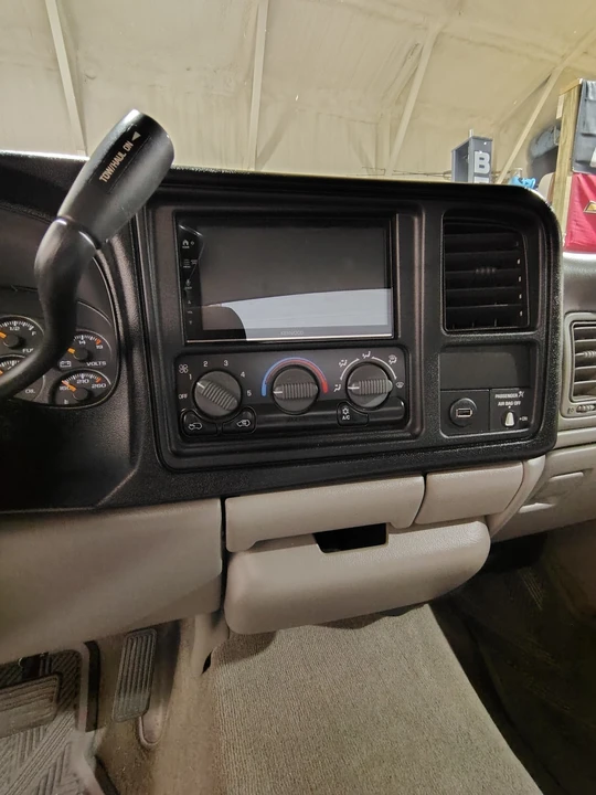 2000 Chevrolet Silverado 1st Gen - Image 17 of 21