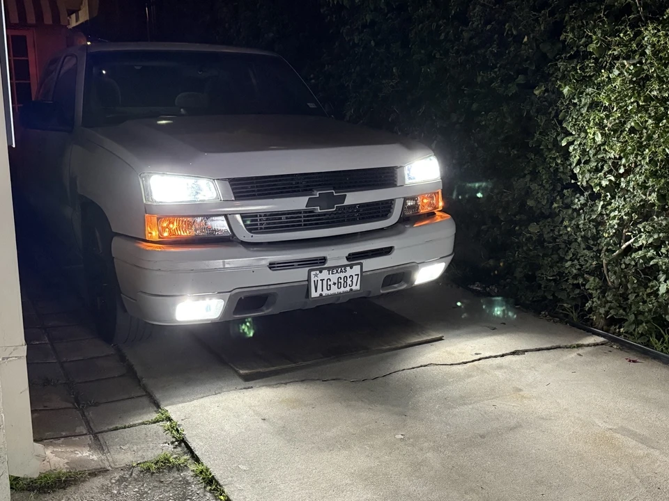 2000 Chevrolet Silverado 1st Gen - Image 10 of 21