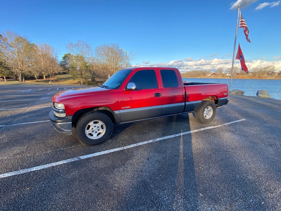 2000 Chevrolet Silverado 1st Gen - Image 2 of 20