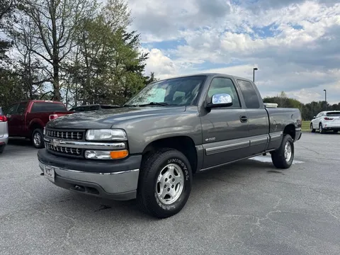 2000 Chevrolet Silverado 1500 LS