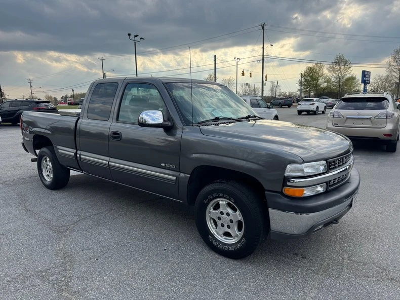 2000 Chevrolet Silverado 1st Gen - Image 4 of 8
