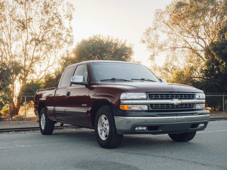 2000 Chevrolet Silverado 1st Gen - Image 13 of 31