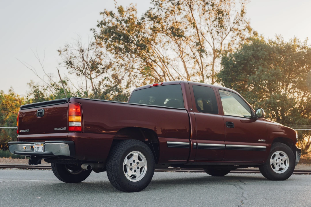 2000 Chevrolet Silverado 1st Gen - Image 4 of 31