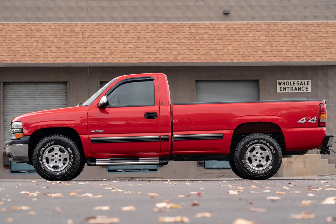 2000 Chevrolet Silverado 1st Gen - Image 9 of 31