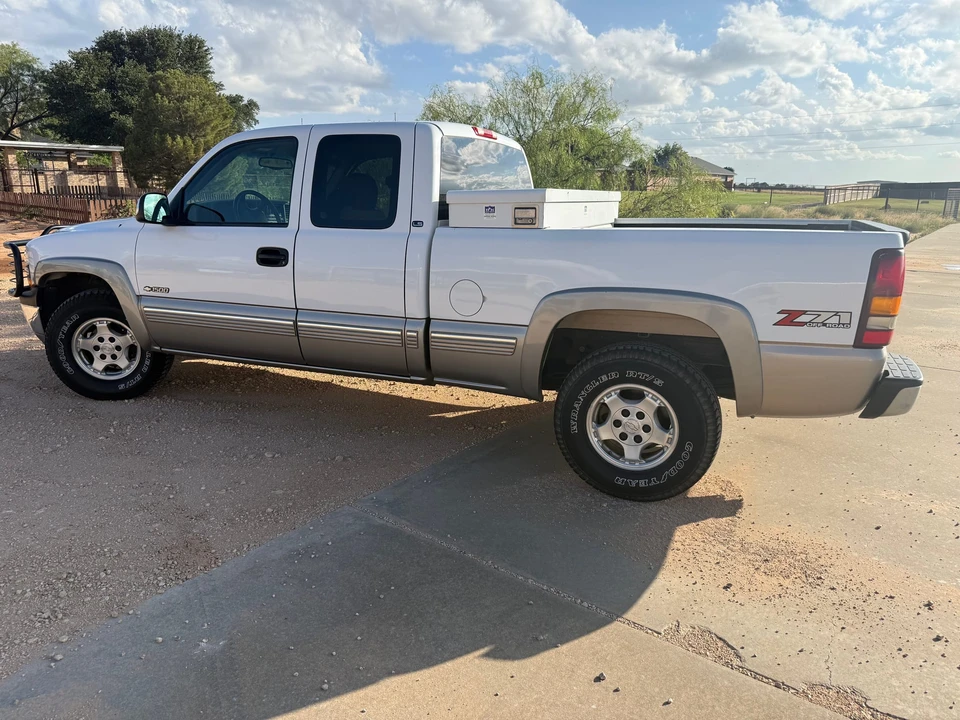 2000 Chevrolet Silverado 1st Gen - Image 7 of 31