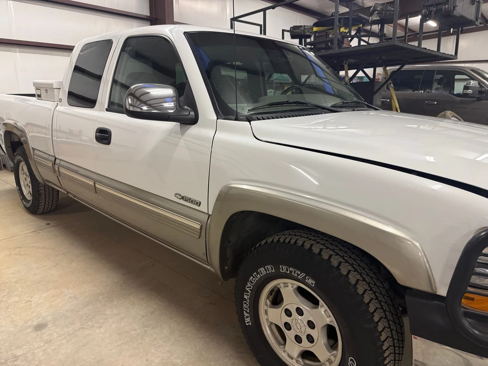 2000 Chevrolet Silverado 1st Gen - Image 14 of 31
