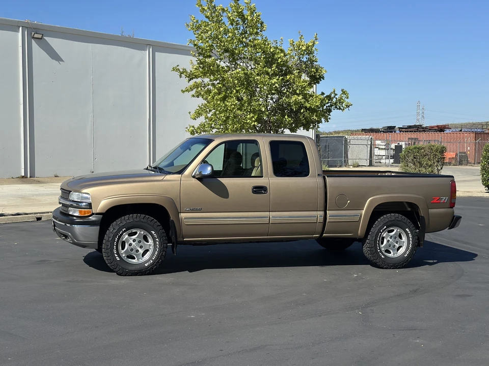 2000 Chevrolet Silverado 1st Gen - Image 7 of 31