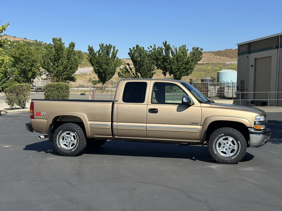 2000 Chevrolet Silverado 1st Gen - Image 29 of 31