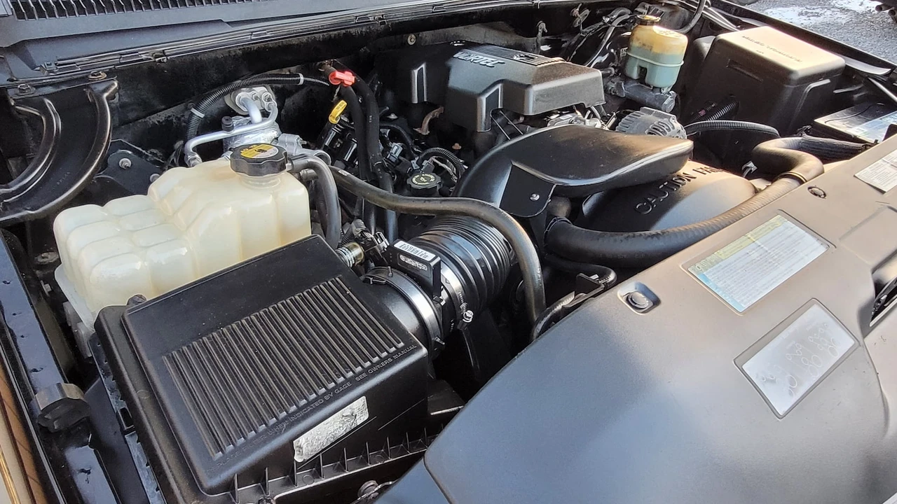 2000 Chevrolet Silverado 1st Gen - Image 6 of 12