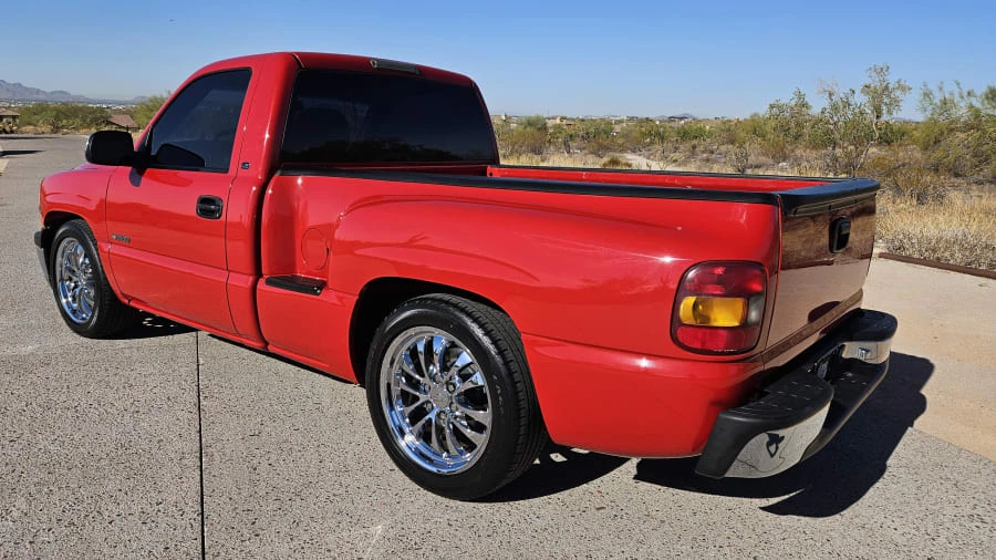 2000 Chevrolet Silverado 1st Gen - Image 3 of 9