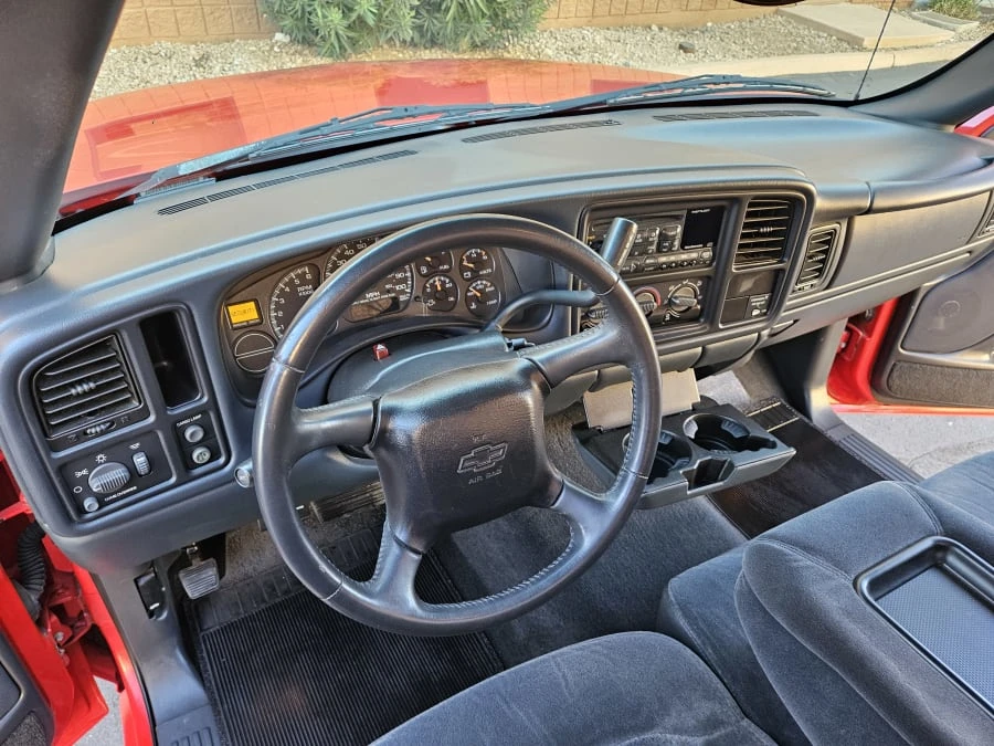 2000 Chevrolet Silverado 1st Gen - Image 7 of 9