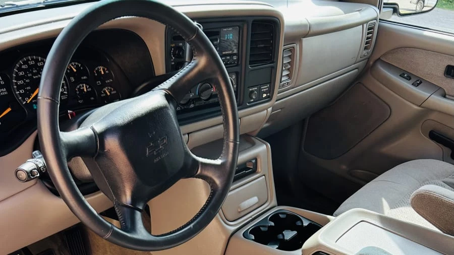 2000 Chevrolet Silverado 1st Gen - Image 6 of 11