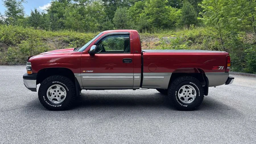 2000 Chevrolet Silverado 1st Gen - Image 2 of 20