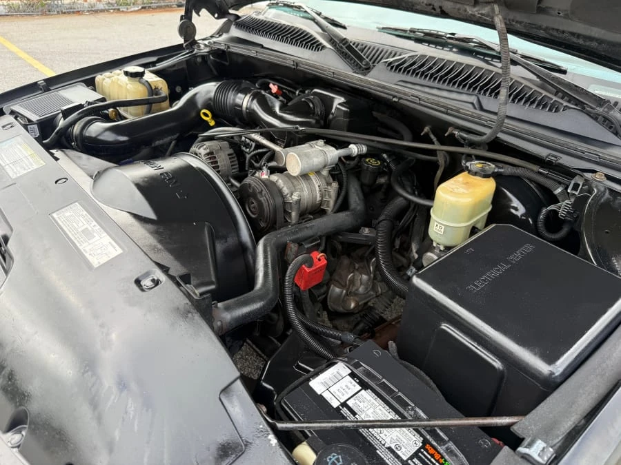 2000 Chevrolet Silverado 1st Gen - Image 18 of 19