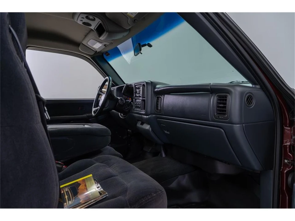 2000 Chevrolet Silverado 1st Gen - Image 25 of 31