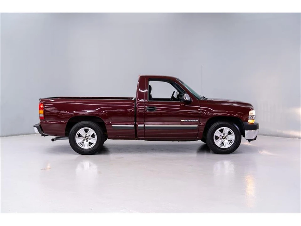 2000 Chevrolet Silverado 1st Gen - Image 7 of 31