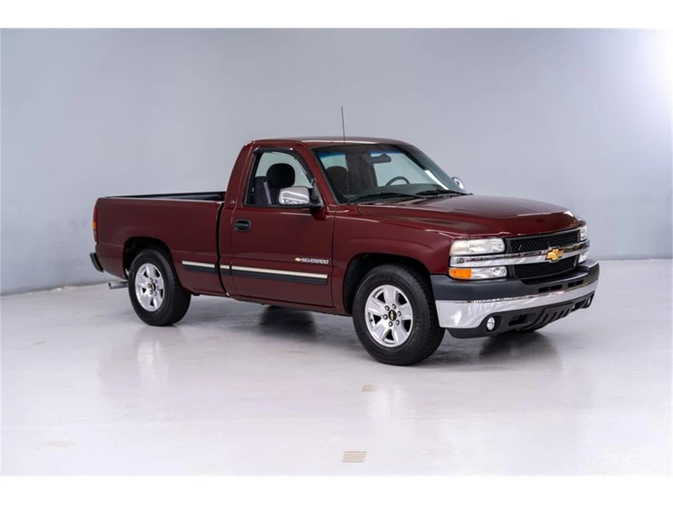 2000 Chevrolet Silverado 1st Gen - Image 8 of 31
