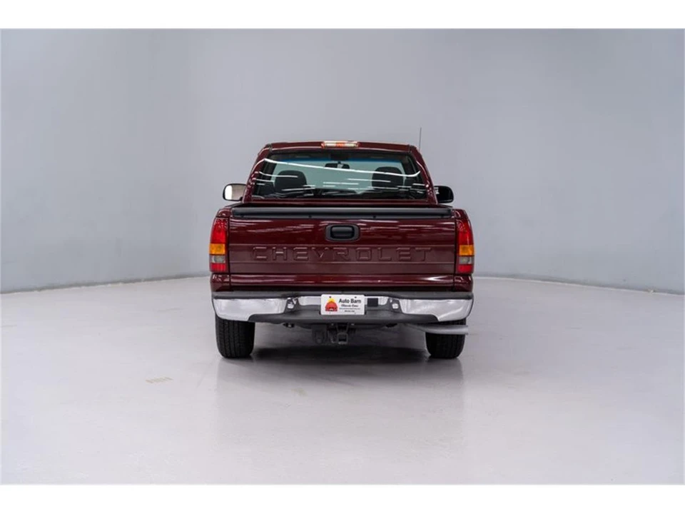 2000 Chevrolet Silverado 1st Gen - Image 5 of 31