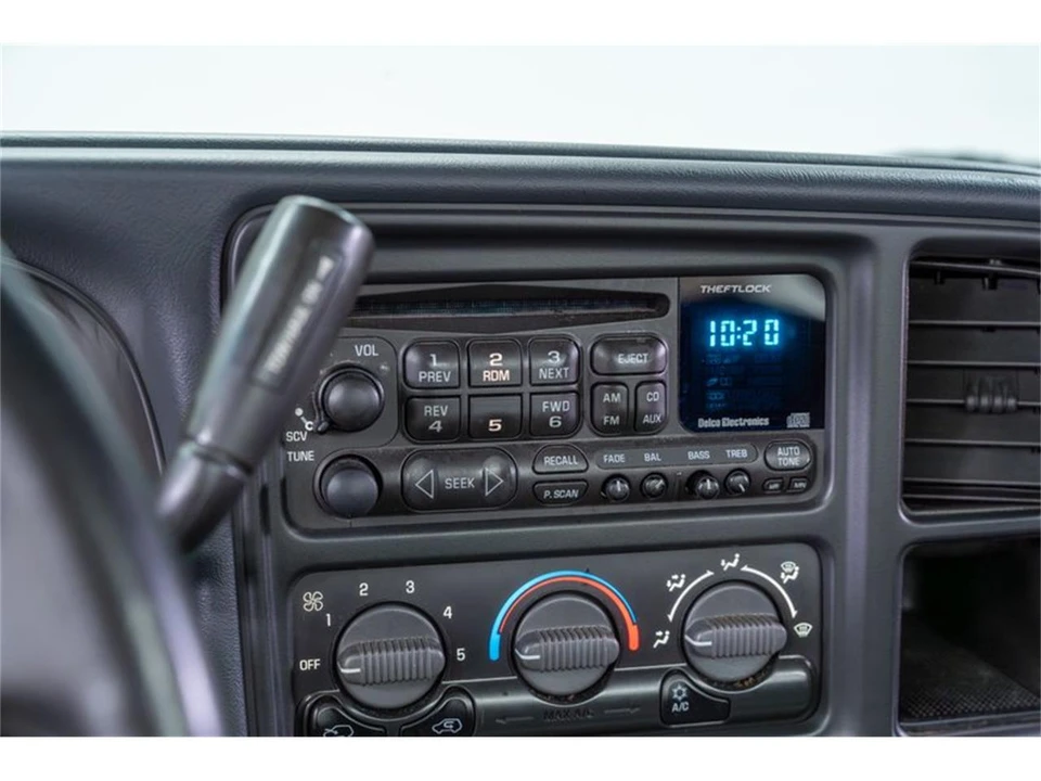 2000 Chevrolet Silverado 1st Gen - Image 14 of 31