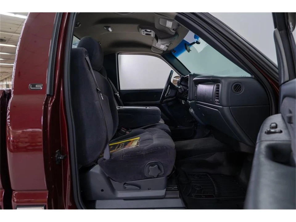 2000 Chevrolet Silverado 1st Gen - Image 24 of 31