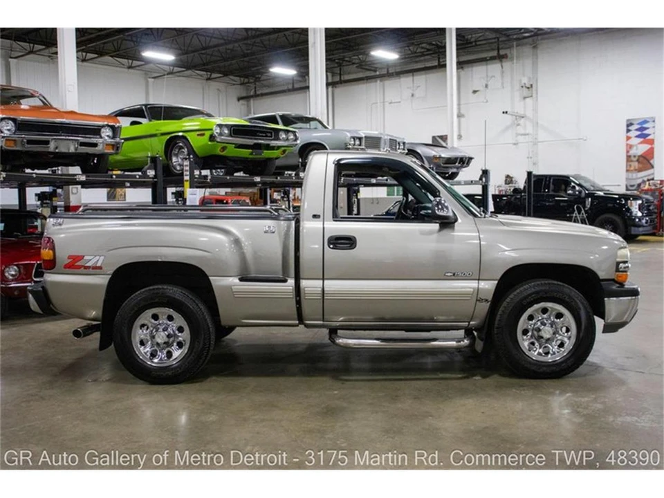 2000 Chevrolet Silverado 1st Gen - Image 8 of 31