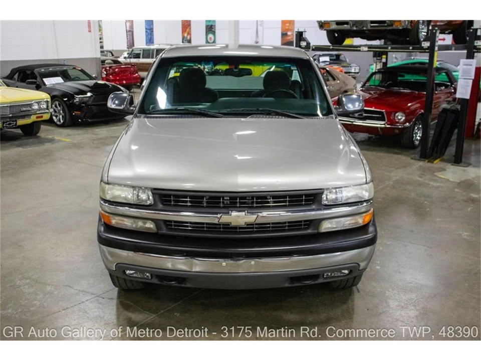 2000 Chevrolet Silverado 1st Gen - Image 11 of 31
