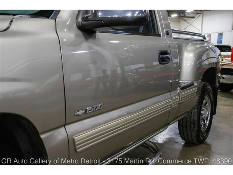 2000 Chevrolet Silverado 1st Gen - Image 20 of 31