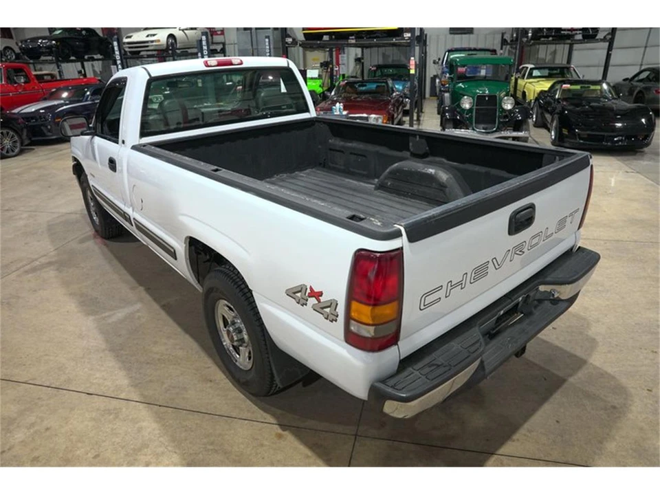 2000 Chevrolet Silverado 1st Gen - Image 16 of 31