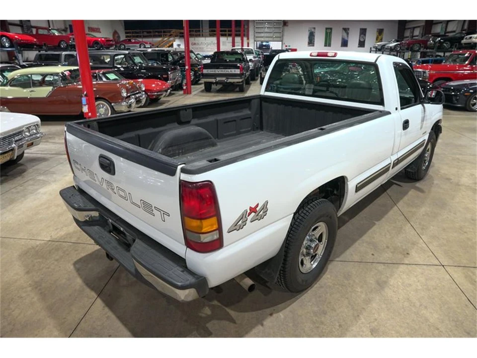2000 Chevrolet Silverado 1st Gen - Image 17 of 31