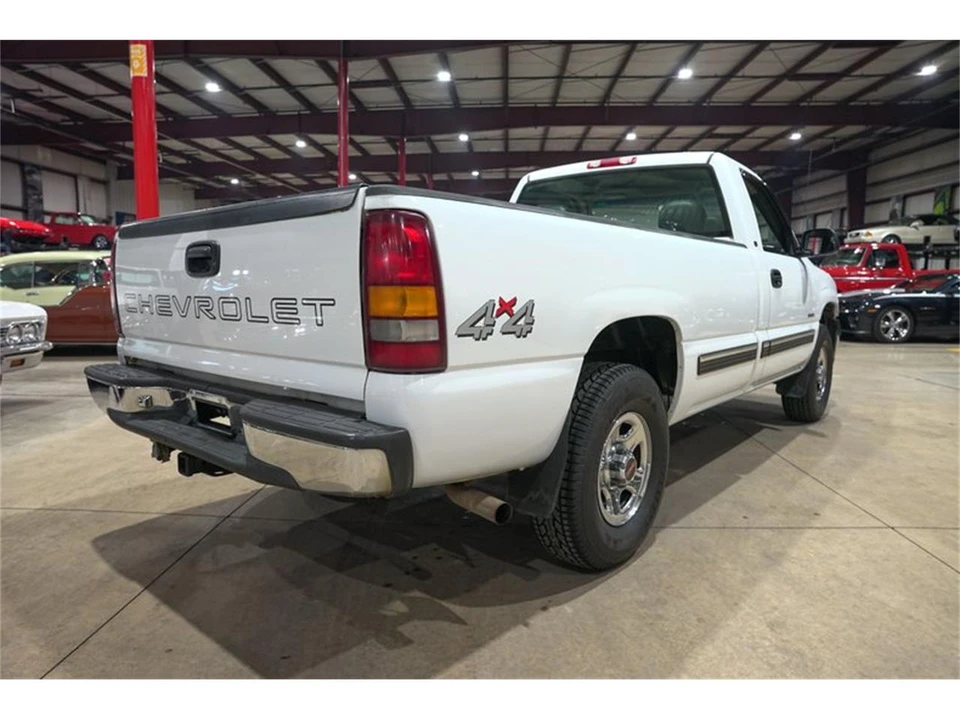 2000 Chevrolet Silverado 1st Gen - Image 8 of 31