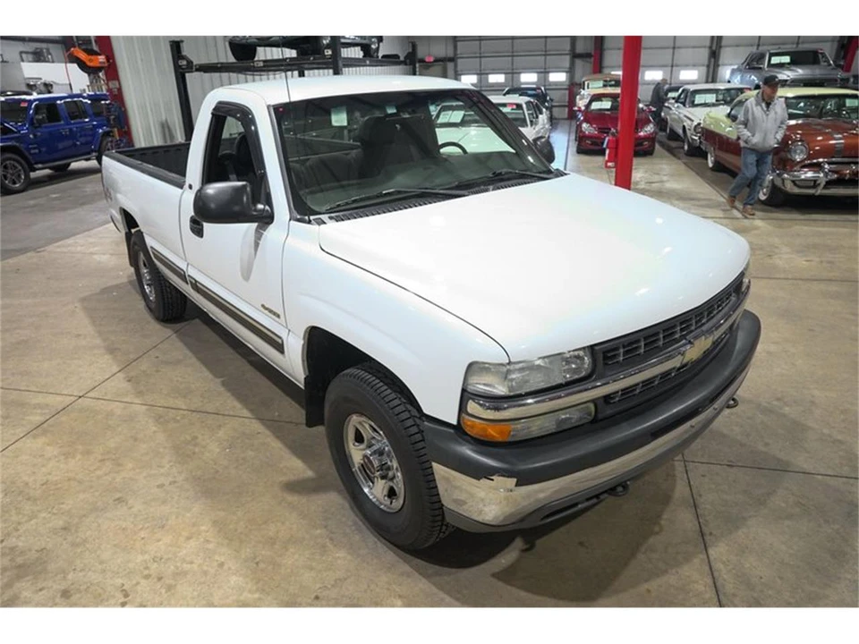 2000 Chevrolet Silverado 1st Gen - Image 14 of 31